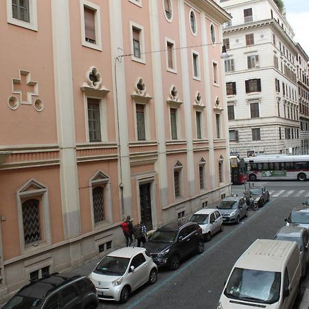 Casa Luna - Accomodation In Santa Maria Maggiore Roma Dış mekan fotoğraf